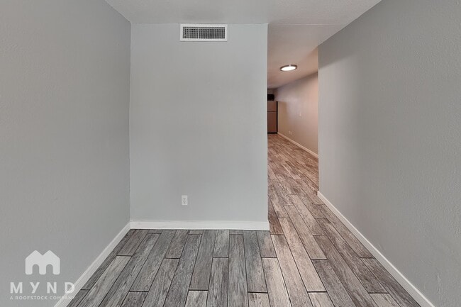 Building Photo - 12707 W Tasha Dr