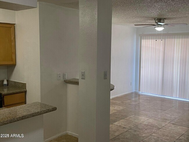 Foto del edificio - 4410 N Longview Ave