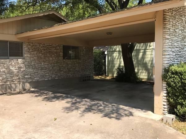 Building Photo - 3218 Harris Park Ave