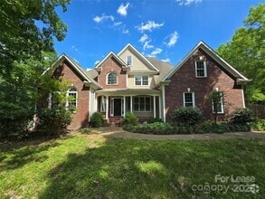 Building Photo - 409 Foxglove Ln