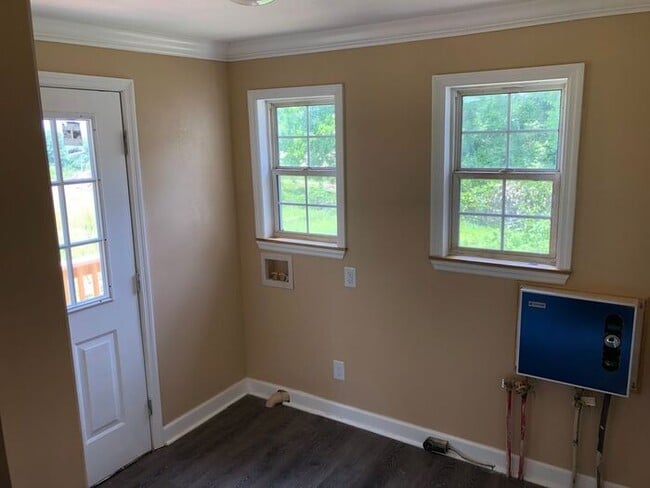 Building Photo - Remodeled home in Norris