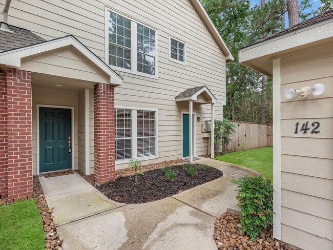 Foto del edificio - 142 N Magnolia Pond Pl