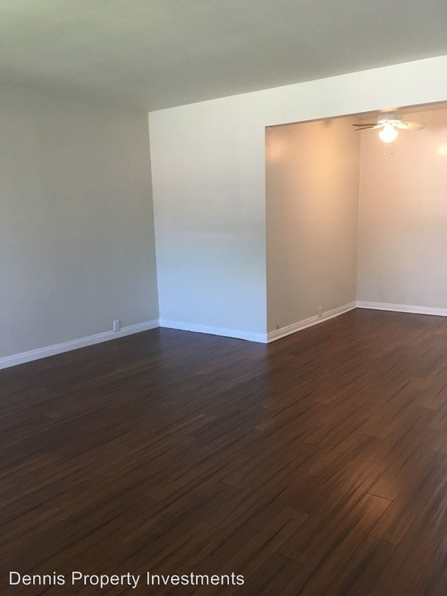 Foto del edificio - 8510 Henderson Rd