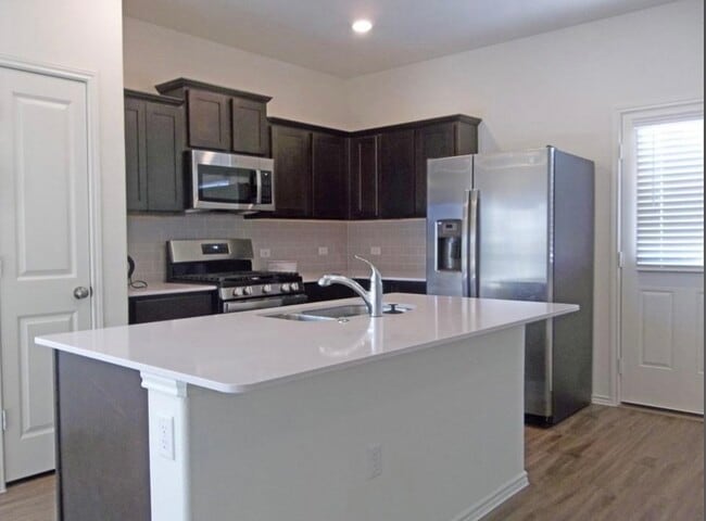 Building Photo - 15209 Spruce Frost Cv