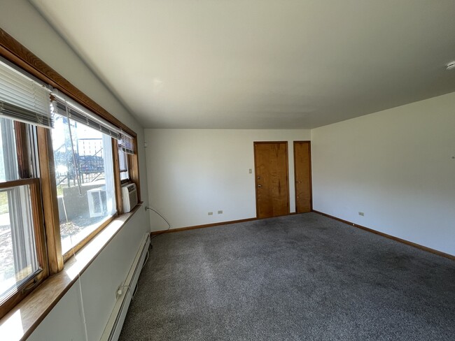 Building Photo - 509 Kungs Way