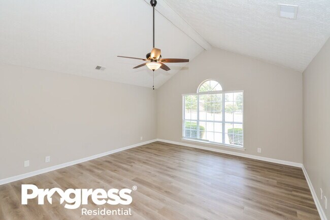 Building Photo - 4014 Sam Davis Rd