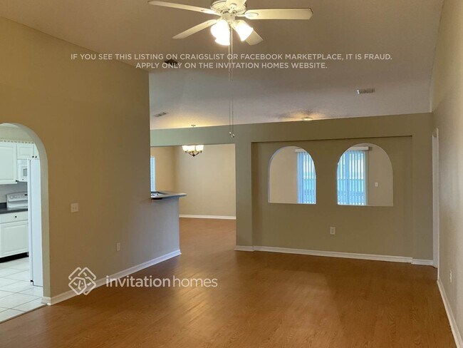 Foto del edificio - 66 Sterling Hill Dr