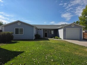 Building Photo - 2837 Margo Ct