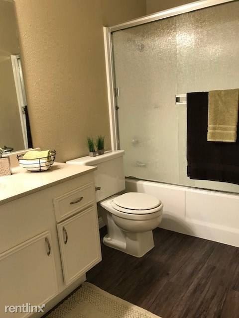 Foto del edificio - 1 br, 1 bath Condo - 750 Parkcenter Dr # 5