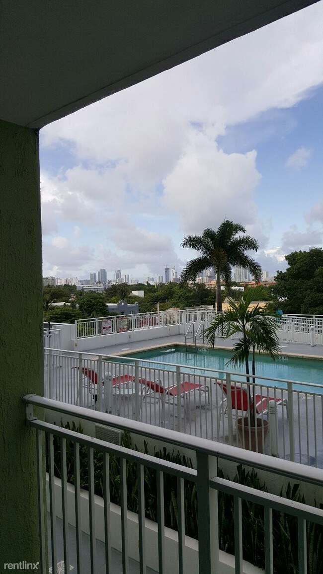 Foto del edificio - 2 br, 2 bath Condo - 219 NW 12th Ave  2 ba...