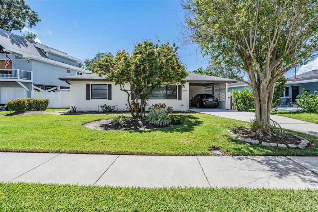 Primary Photo - 1816 Bayou Grande Blvd NE