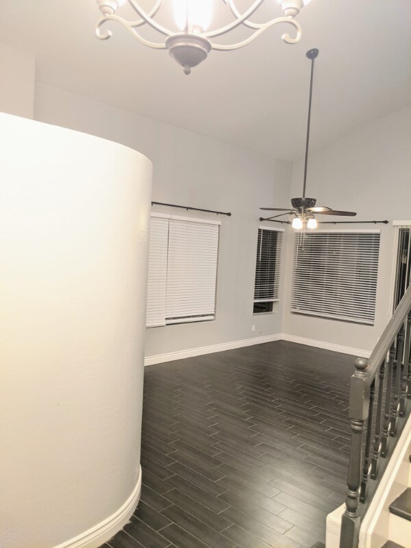 Foto del edificio - 9249 E Keats Ave