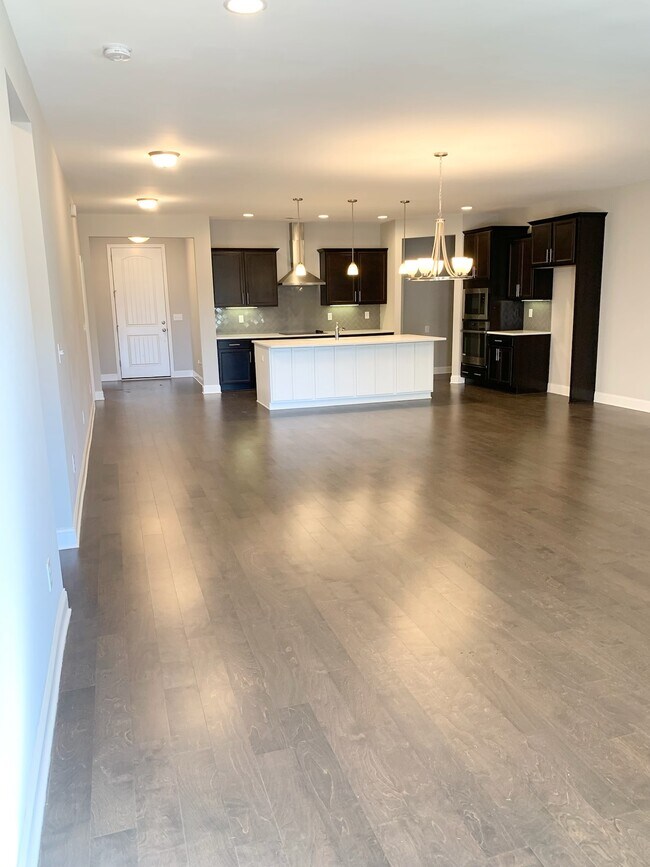 Building Photo - 124 Bramble Creek Dr