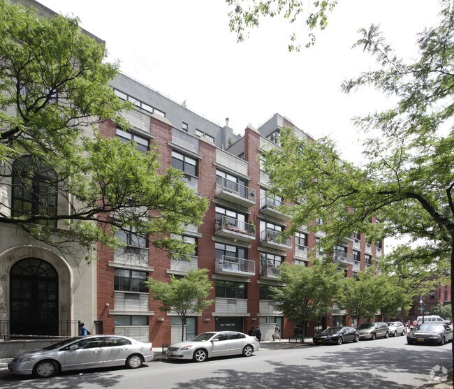 Foto del edificio - 2002 5th Ave