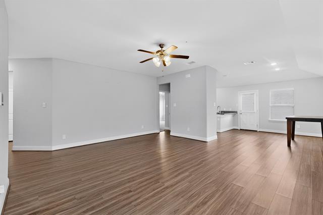 Foto del edificio - 1412 Waverley Dr