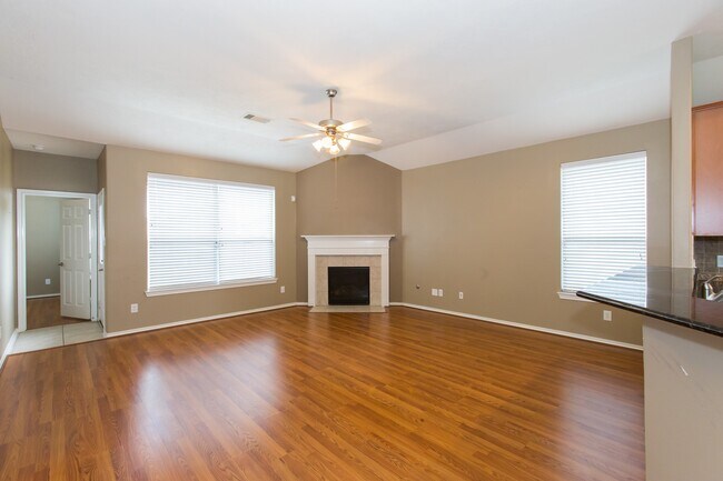 Foto del edificio - 10206 N Pine Ivy Ln