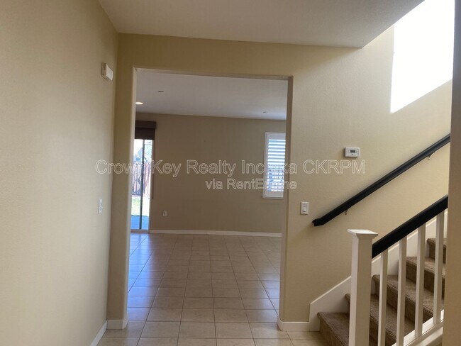 Foto del edificio - 18344 Spence Ave