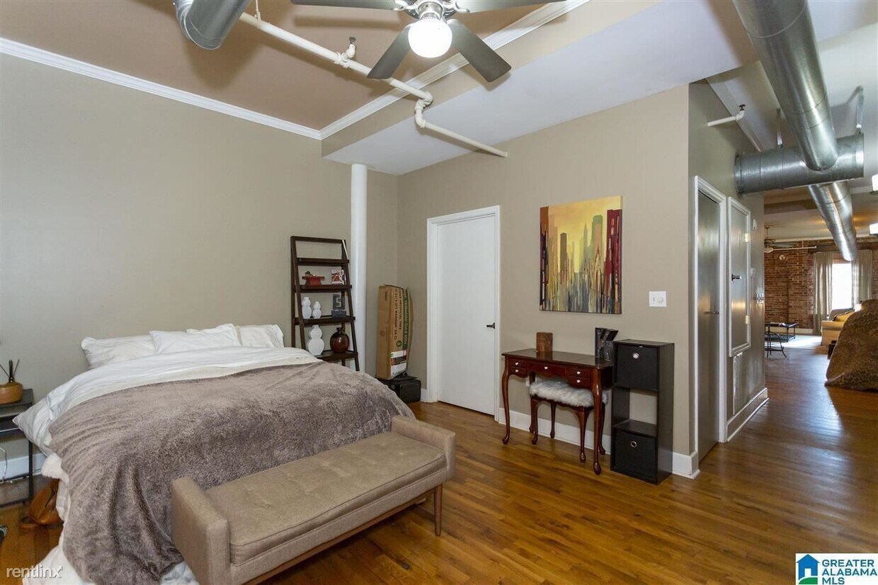 Primary Photo - 1 br, 1 bath Condo - 2416 1st Ave N Apt 10