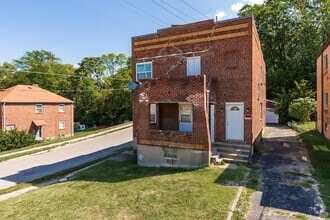 Building Photo - 1286 Quebec Rd