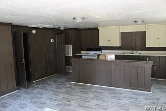 Building Photo - 206 Danielle Ln