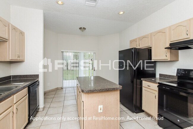 Building Photo - 730 Antilles Rd