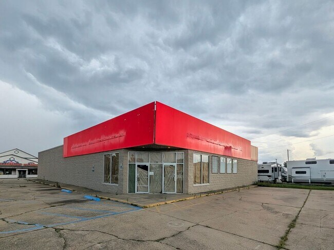 Foto del edificio - 230 Memorial Blvd
