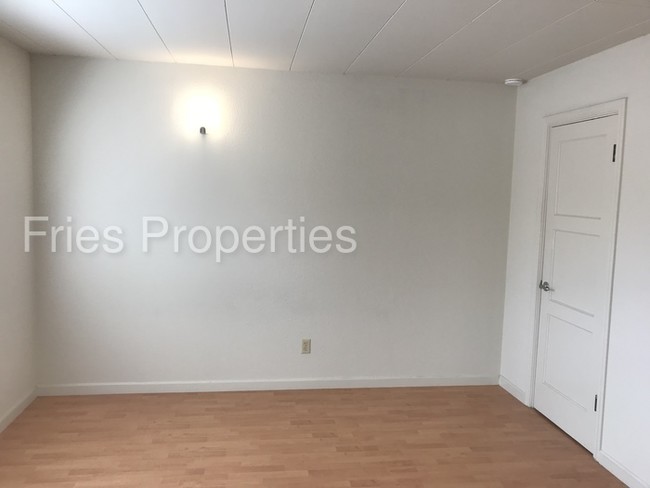 Building Photo - 380 L St