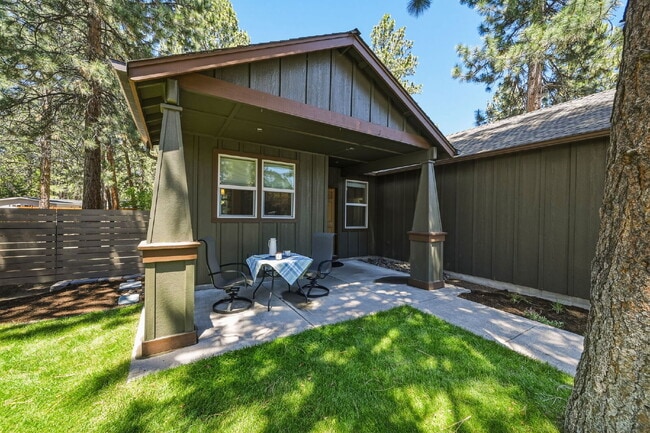 Building Photo - 19804 Wetland Ct