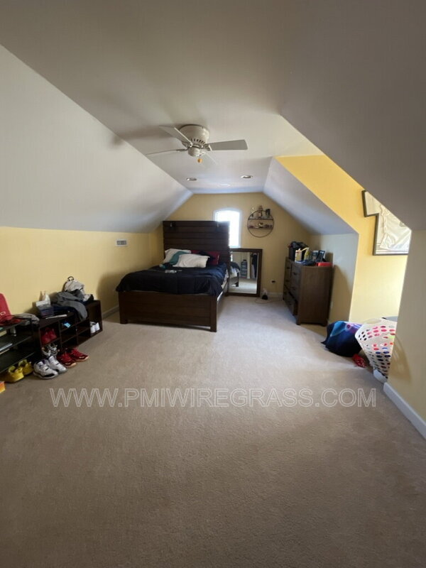 Foto del edificio - 104 Commonwealth Ct