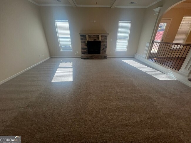 Foto del edificio - 130 Silver Peak Dr