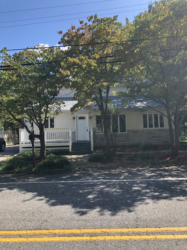 Building Photo - 8363 Bodkin Ave