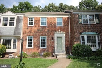 Building Photo - 2348 Wheystone Ct