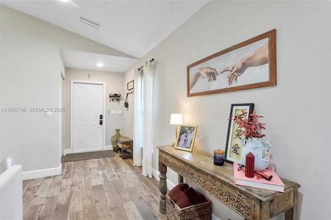 Building Photo - 901 20th St