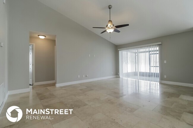 Foto del edificio - 603 Queensbridge Dr