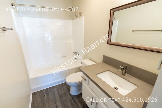 Foto del edificio - 4378 Sepulveda Blvd