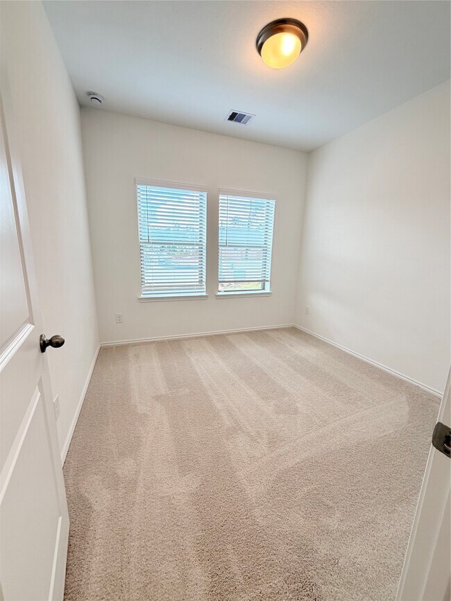 Foto del edificio - 22403 Sawmill Pass Ln