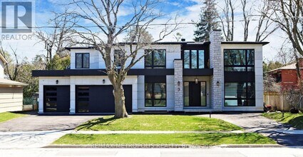 Building Photo - 3 Bonacres Ave