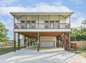 Building Photo - 3420 Sunrise Dr