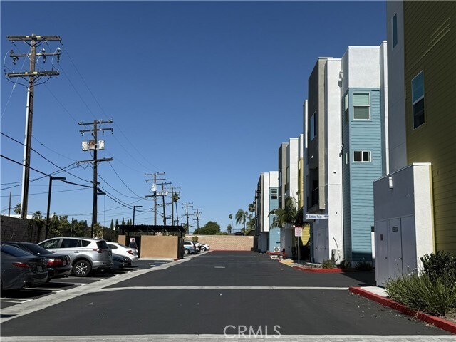 Foto del edificio - 243 S Sand Palm Dr