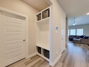 Building Photo - 8401 Hazel River Dr