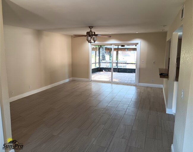 Building Photo - 9 Waterberry Cir