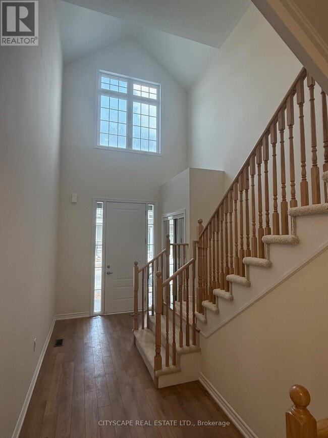 Building Photo - 135 SANDERS Rd