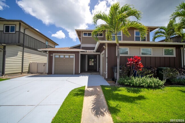 Building Photo - $4,400 / 4br - 1726ft2 - Beautiful 4BR/3BA...