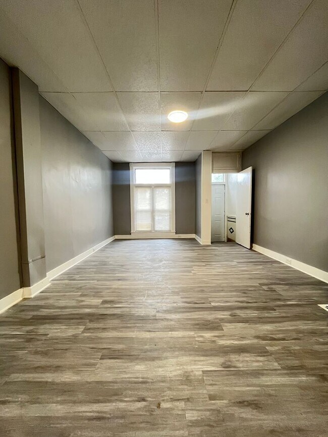 Foto del edificio - Beautiful 3 Bedroom 1 Bathroom East Baltimore Town Home