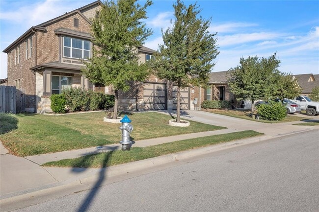 Building Photo - 709 Vaughn St