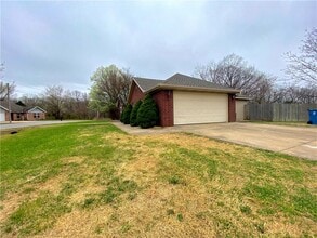 Building Photo - 42 Millsap Cir