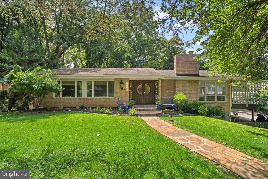 Primary Photo - 7713 Arrowood Ct