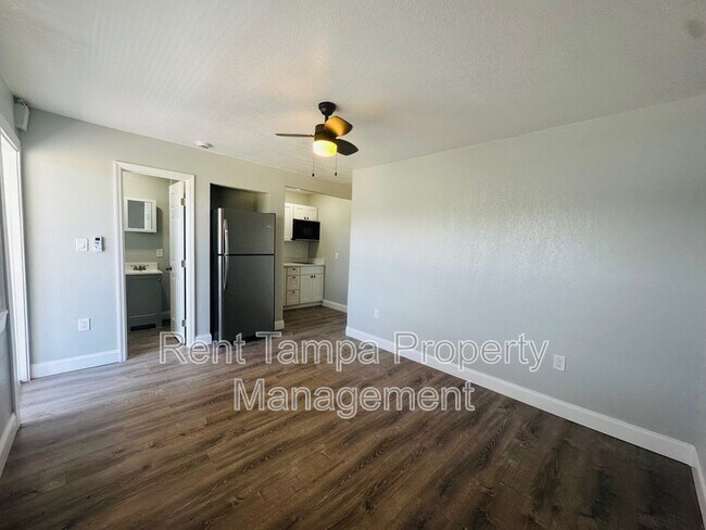 Foto del edificio - 680 22nd Ave S