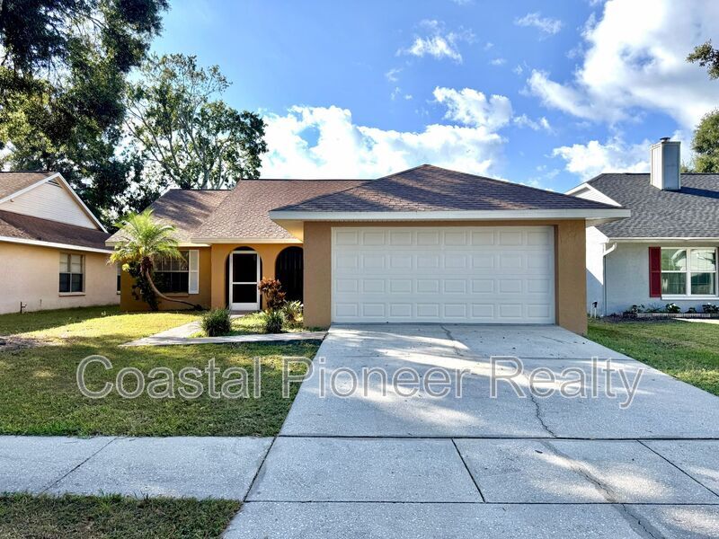 Foto principal - 1412 High Knoll Dr