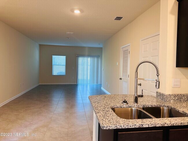 Building Photo - 74 Java Ln